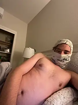 Snapshot of phantom898983 chatting on March 18, 2026, 5:43 am phantom898983 online show from March 18, 2026, 5:43 am