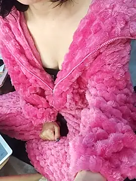 Snapshot of Alone_nothing chatting on January 7, 2026, 1:08 am Alone nothing online show from January 7, 2026, 1:08 am