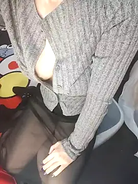 Snapshot of Alone_nothing chatting on February 3, 2026, 3:17 pm Alone nothing online show from February 3, 2026, 3:17 pm