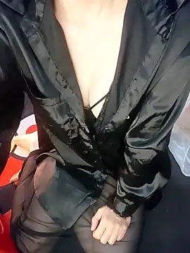 Snapshot of Alone_nothing chatting on February 11, 2026, 3:28 pm Alone nothing online show from February 11, 2026, 3:28 pm