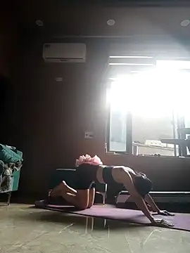 Snapshot of Alone_nothing chatting on April 11, 2026, 1:21 am Alone nothing online show from April 11, 2026, 1:21 am