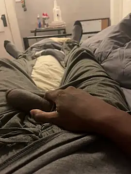 lilghost53629 online show from April 18, 2026, 10:43 pm