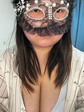 Snapshot of danai398F chatting on January 13, 2026, 3:17 pm danai398F online show from January 13, 2026, 3:17 pm