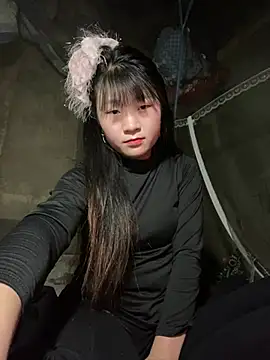 Snapshot of hinata-xx chatting on January 10, 2026, 4:58 am hinata-xx online show from January 10, 2026, 4:58 am