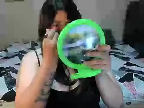 Snapshot of Pussy_overload chatting on March 25, 2026, 2:17 am Pussy overload online show from March 25, 2026, 2:17 am
