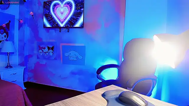 Melany Alejandra online show from February 25, 2026, 5:17 am