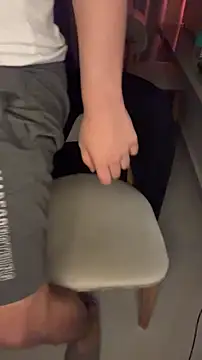 Snapshot of 2HARDKURT chatting on December 5, 2025, 6:26 pm 2HARDKURT online show from December 5, 2025, 6:26 pm