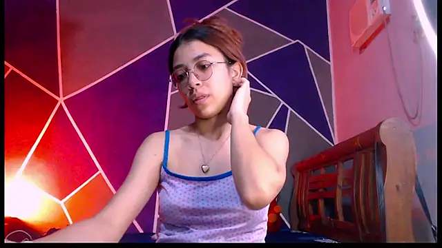 bellota bunny online show from February 24, 2026, 9:02 pm