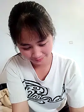 Him MountainGirl online show from February 7, 2026, 8:07 am