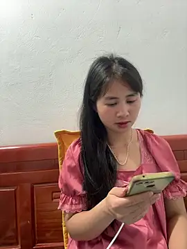 Him MountainGirl online show from April 11, 2026, 2:32 pm