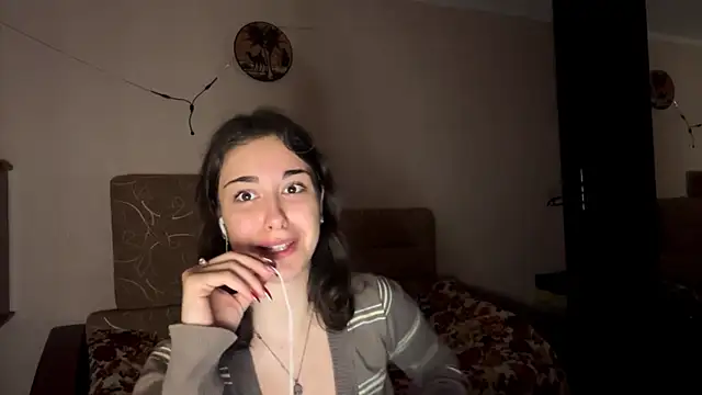 AnitraWackerbarth online show from December 21, 2025, 10:17 pm