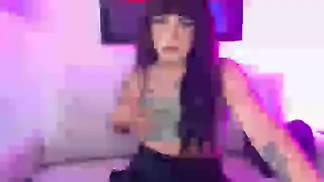 Snapshot of amyboom_hot chatting on February 22, 2025, 9:48 pm amyboom hot online show from February 22, 2025, 9:48 pm