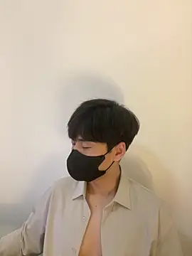 kimze7 online show from February 6, 2026, 12:52 pm