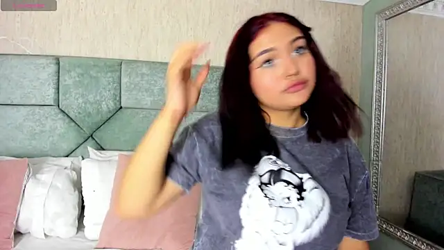 NaomySakura online show from January 16, 2026, 7:40 pm