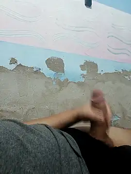 AVALIAminhaPika online show from February 9, 2026, 1:31 am