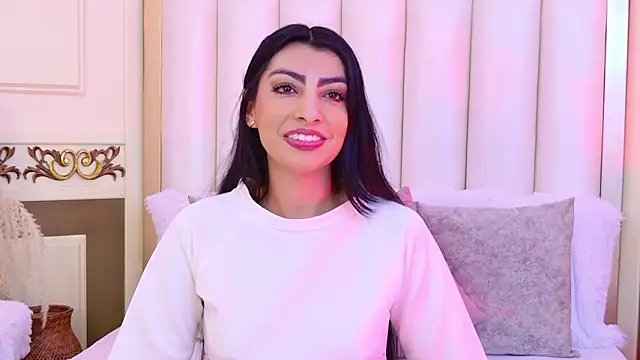 Snapshot of NinnaPiers chatting on March 21, 2026, 11:48 am NinnaPiers online show from March 21, 2026, 11:48 am