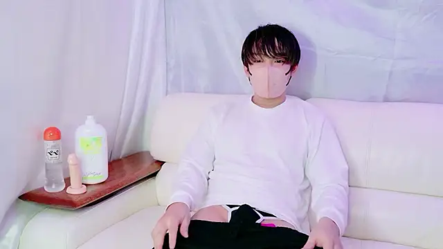 -kou-- online show from February 16, 2026, 11:39 am