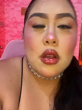 Mia Carters online show from April 5, 2026, 10:29 pm