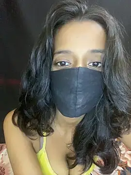 Snapshot of Hottie_kia chatting on July 11, 2026, 4:37 am Hottie kia online show from July 11, 2026, 4:37 am