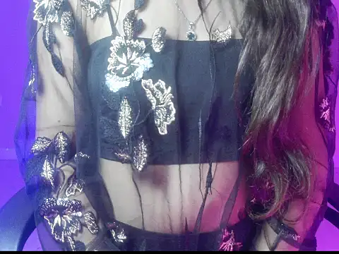 Snapshot of Isha_Lush chatting on December 19, 2025, 5:31 pm Isha Lush online show from December 19, 2025, 5:31 pm