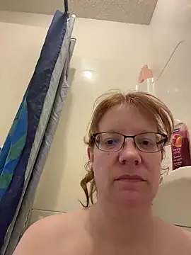 Snapshot of Lenaravenswood chatting on February 25, 2026, 7:56 pm Lenaravenswood online show from February 25, 2026, 7:56 pm