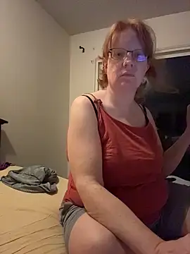 Lenaravenswood online show from April 6, 2026, 6:14 am