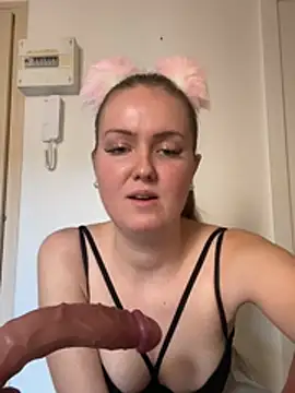 Vikml166 online show from February 22, 2026, 1:31 pm