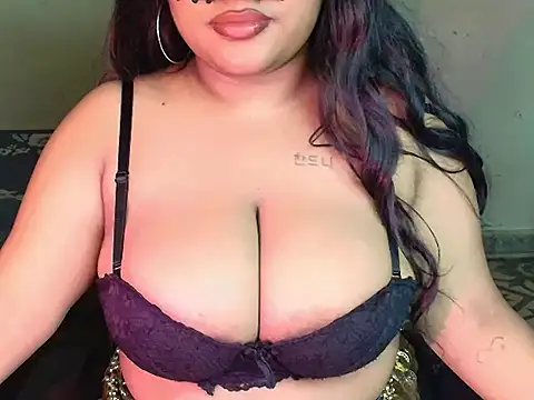 HEZALNUT online show from March 17, 2026, 8:56 pm