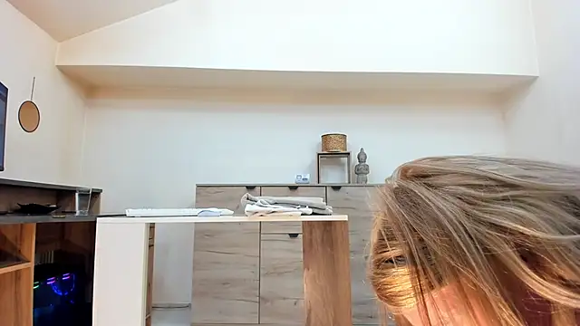 classy medea online show from February 26, 2026, 1:04 am