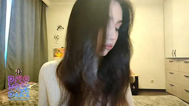 Qwami Amie online show from February 13, 2026, 4:52 am