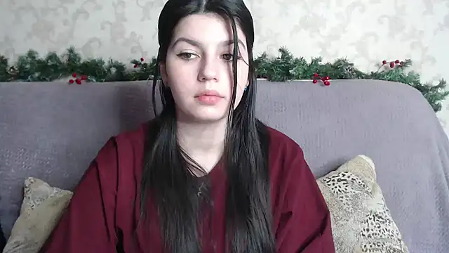 KisaModel online show from February 3, 2026, 2:53 am