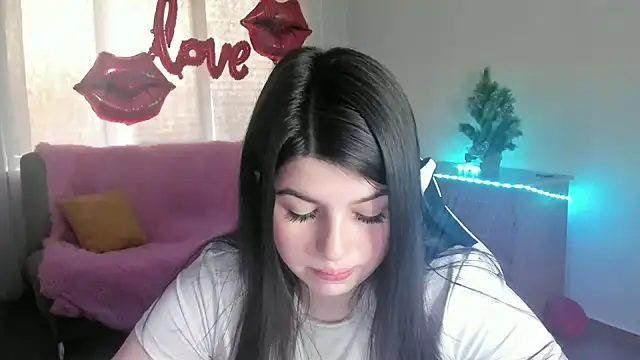 KisaModel online show from March 7, 2026, 1:24 am