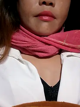 Snapshot of yana-zz chatting on December 22, 2025, 11:24 pm yana-zz online show from December 22, 2025, 11:24 pm