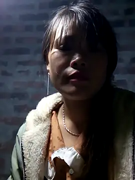 yana-zz online show from February 7, 2026, 11:14 am