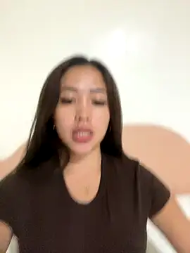 Serena reinaa online show from December 21, 2025, 1:18 pm