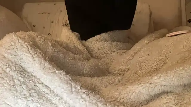 ijustturned18today online show from February 3, 2026, 7:35 am