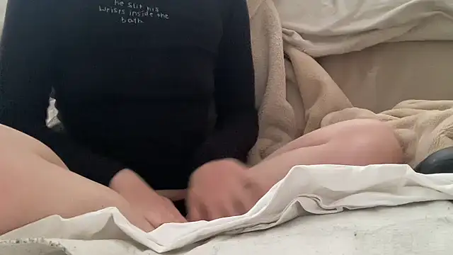 ijustturned18today online show from May 4, 2026, 9:16 am