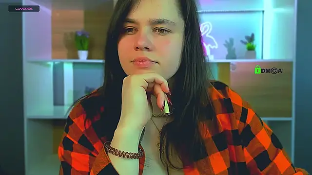 Snapshot of astra_opal chatting on March 4, 2026, 12:33 pm astra opal online show from March 4, 2026, 12:33 pm