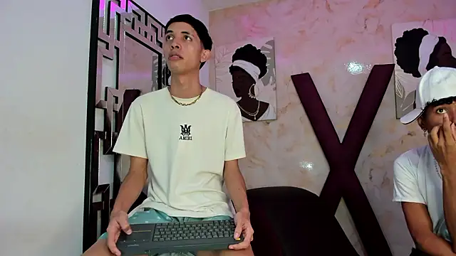 SWEET RABBIT1 online show from February 23, 2026, 7:33 pm