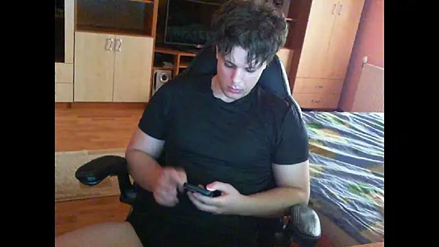 GymGuy0505 online show from February 23, 2026, 1:30 pm