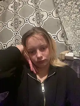 Barbika19 online show from February 1, 2026, 7:23 pm