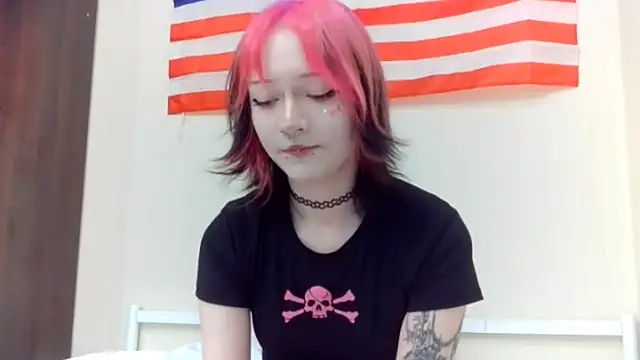 Snapshot of Shine_Luna chatting on February 23, 2026, 7:22 pm Shine Luna online show from February 23, 2026, 7:22 pm