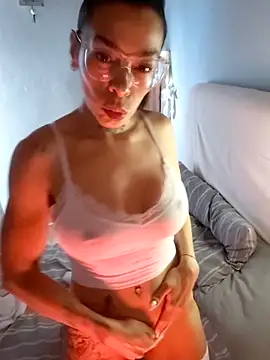 Snapshot of dulcemorela83 chatting on January 18, 2026, 1:59 pm dulcemorela83 online show from January 18, 2026, 1:59 pm