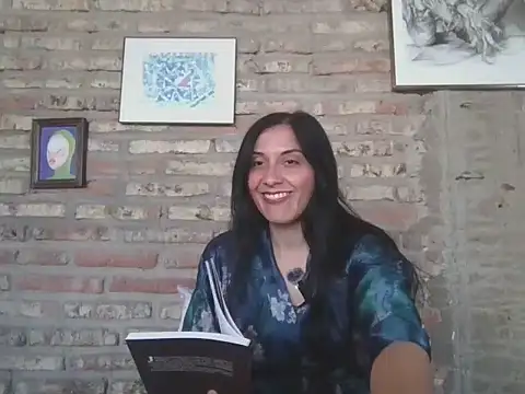 Snapshot of DommeVioleta chatting on June 21, 2026, 5:37 pm DommeVioleta online show from June 21, 2026, 5:37 pm