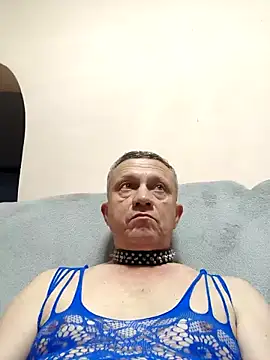 Sashabikros online show from April 8, 2026, 12:38 pm