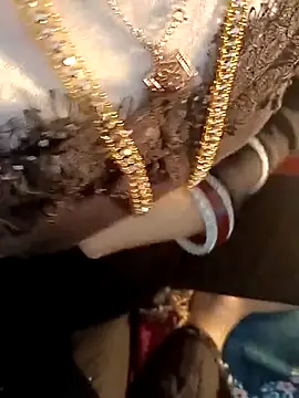 Snapshot of BEST-LOVER-1 chatting on December 19, 2025, 6:15 pm BEST-LOVER-1 online show from December 19, 2025, 6:15 pm