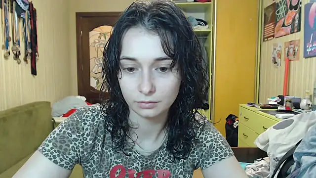 Snapshot of Angelik5371 chatting on May 8, 2026, 1:38 pm Angelik5371 online show from May 8, 2026, 1:38 pm