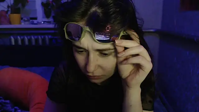 Snapshot of Angelik5371 chatting on June 12, 2026, 7:02 pm Angelik5371 online show from June 12, 2026, 7:02 pm
