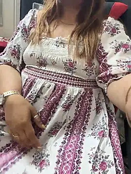 butterflyslay online show from March 29, 2026, 7:41 am