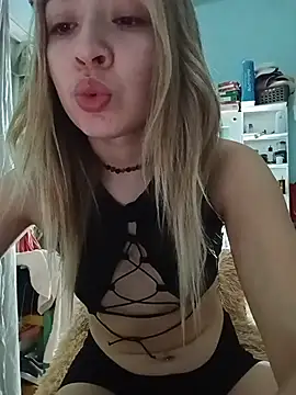 soylulita07 online show from May 15, 2026, 8:10 am